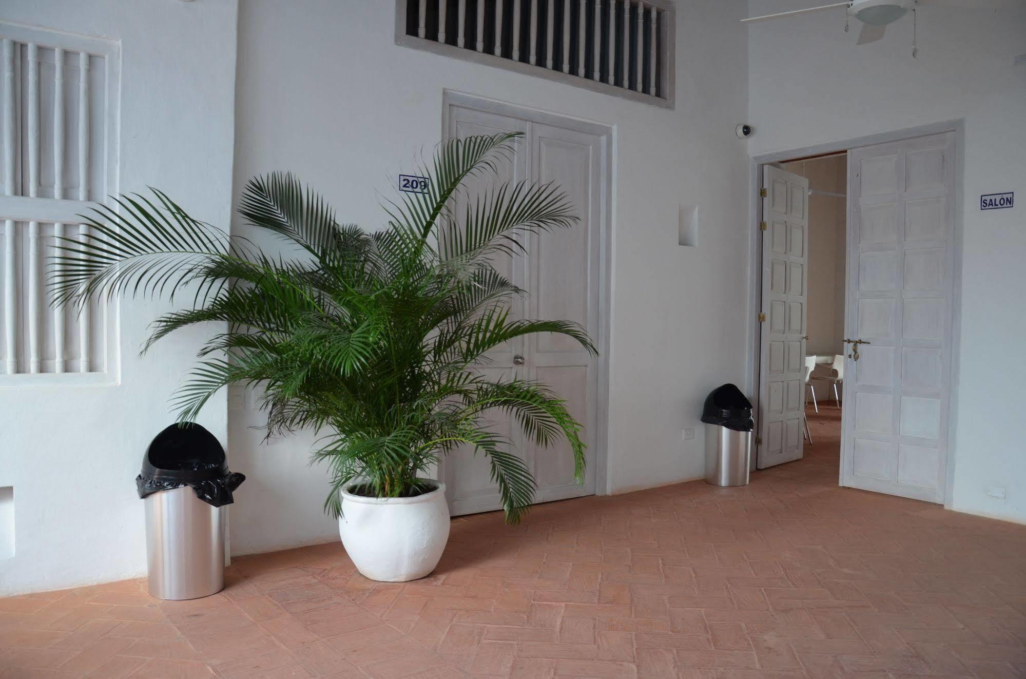 Cartagena Hostal Casa Escallon מראה חיצוני תמונה